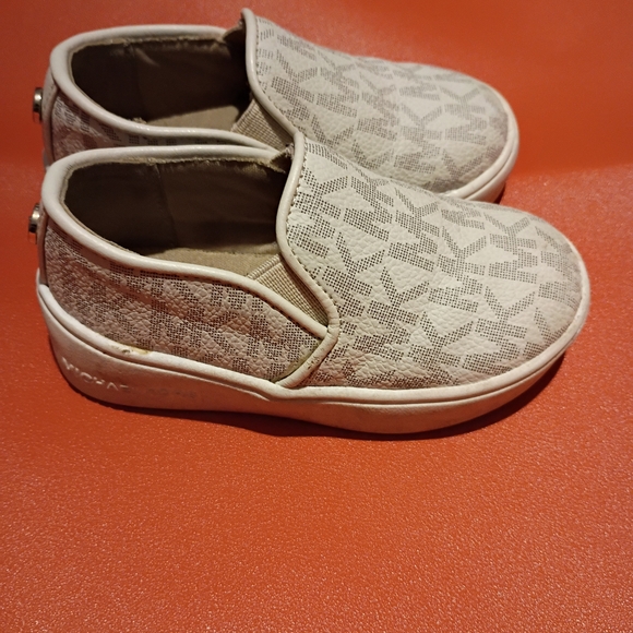 Michael Kors Kids Beige Slip-On Sneakers - Picture 1 of 6